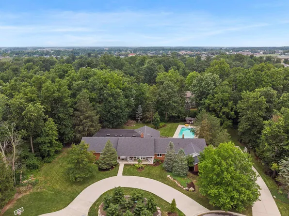 10430 Greenoak Blvd, Fort Wayne, IN 46814