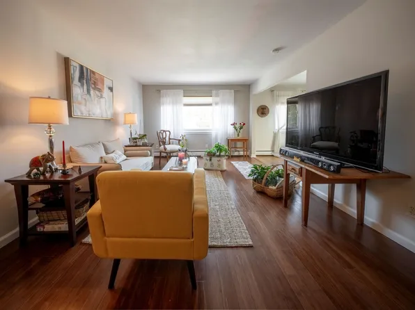 154 Cold Spring Road APT 52, Stamford, CT 06905