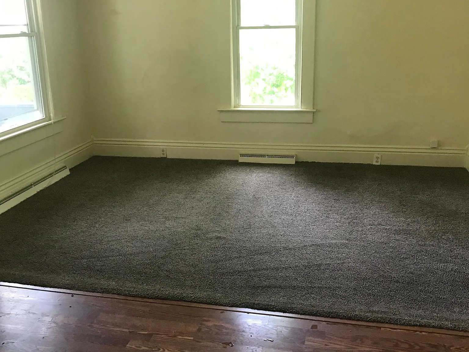 3 bed, 1400 sqft, $1,300 — Photo 3