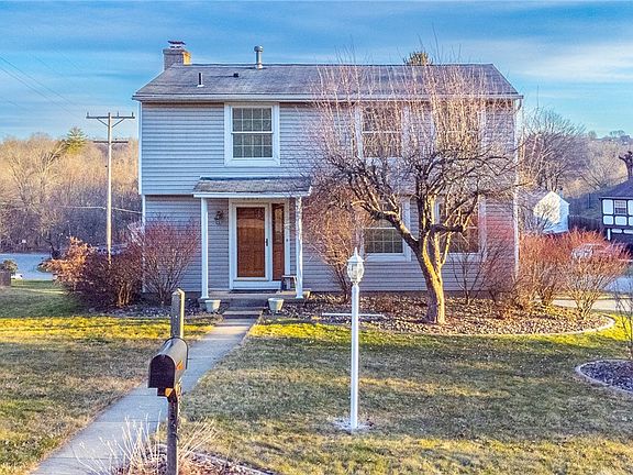 2nd image of 3569 Falmouth Dr