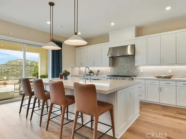 24405 Calle La Roca, Santa Clarita, CA 91354