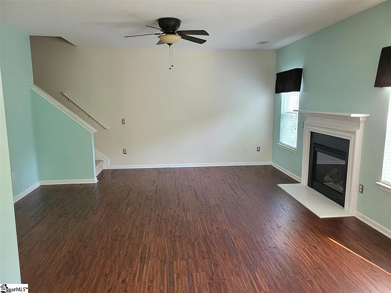 206 Chartwell Dr — Photo 11