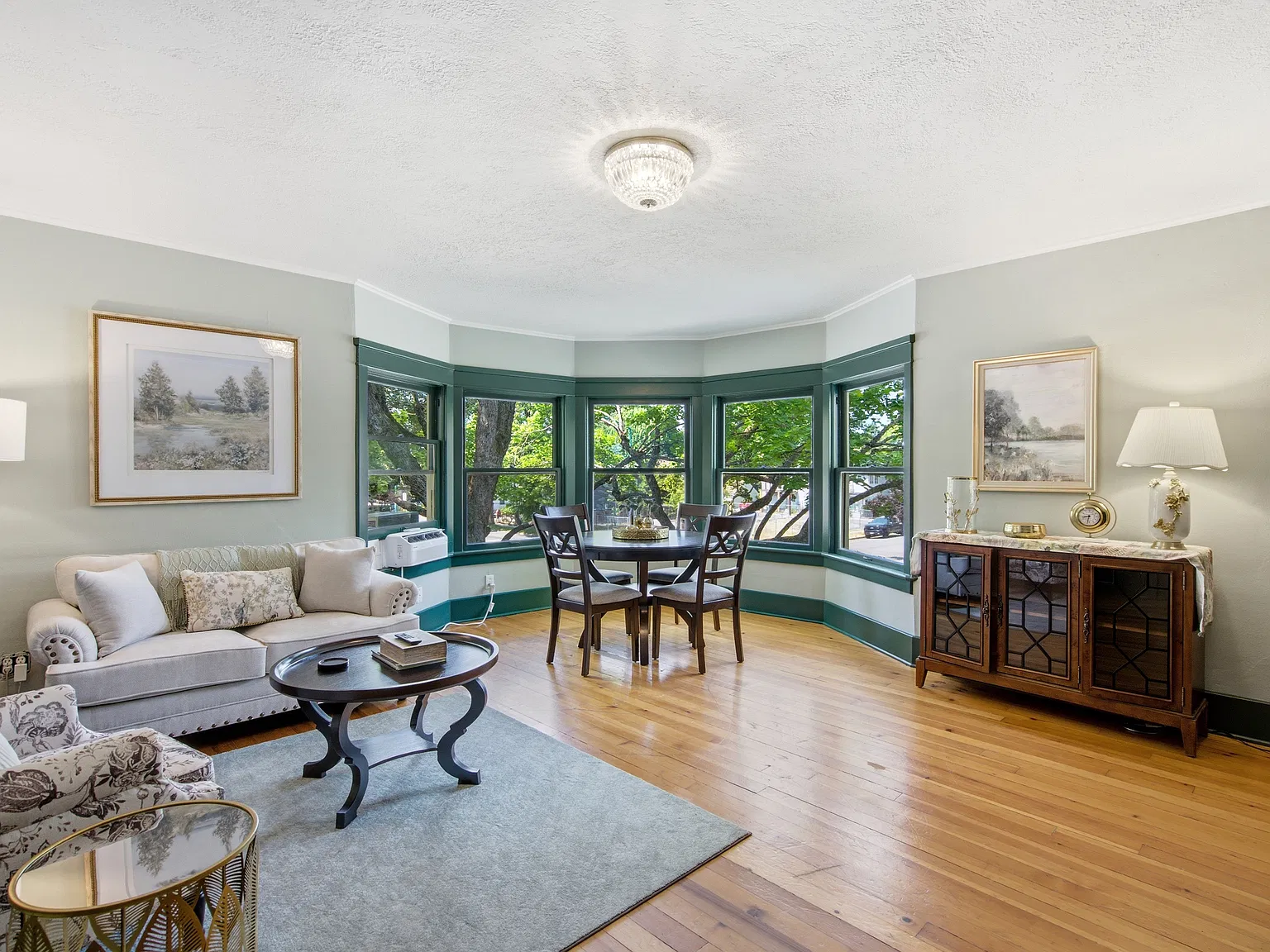 2 bed, 850 sqft, $2,650 — Photo 3