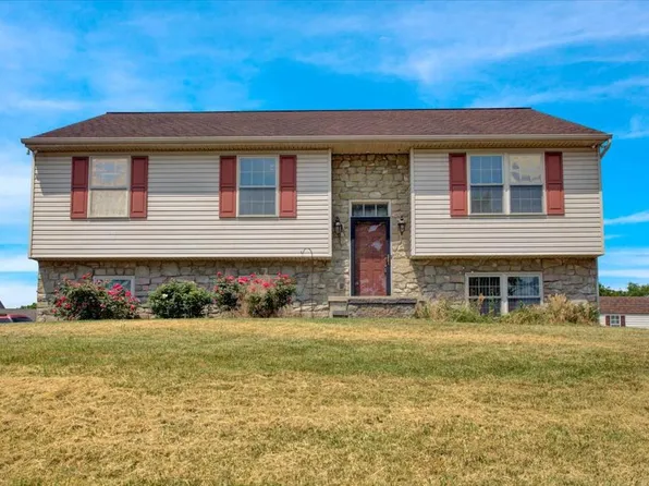 20 Rock Ridge Ave, Gordonville, PA 17529