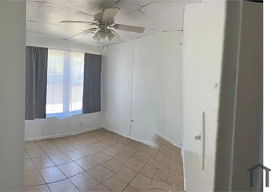 2 bed, 1000 sqft, $1,950 — Photo 3