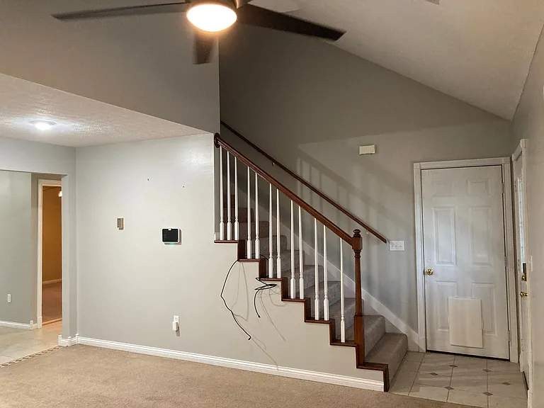 121 Chevy Chase Pl — Photo 25