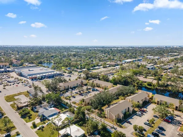 3421 Clark Rd APT 122, Sarasota, FL 34231