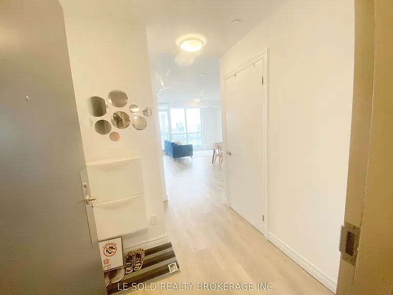 38 Forest Manor Rd #904 — Photo 3
