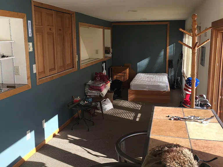 675 Crystal Lake Rd E — Photo 5