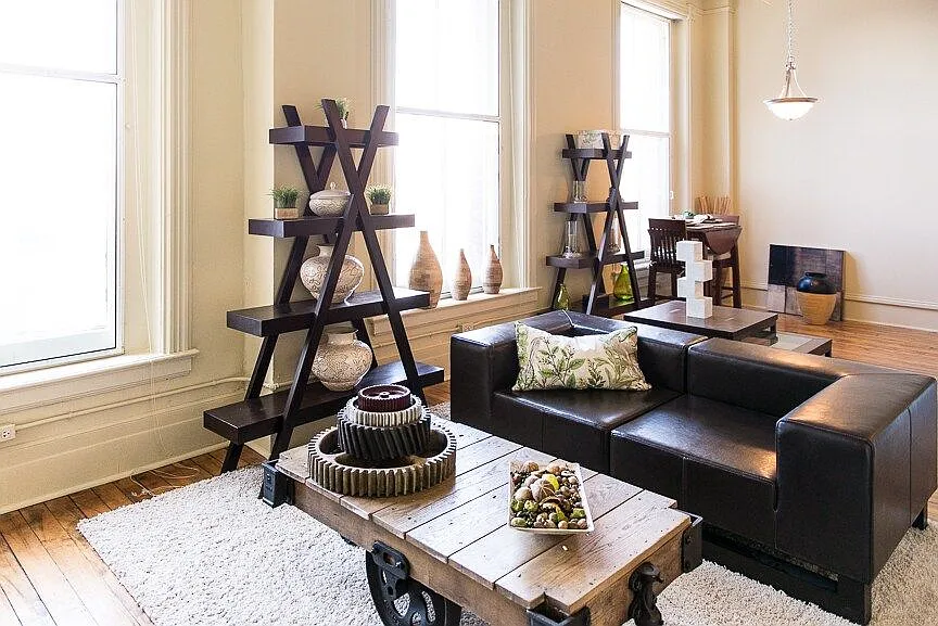 Warner Lofts — Photo 3