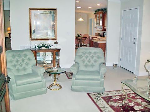 2nd image of 6616 Lacey Ln