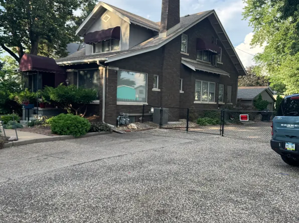 2125 Eastern Ave, Davenport, IA 52803