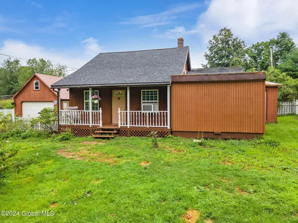 87 Ruggles Road, Saratoga Springs, NY 12866