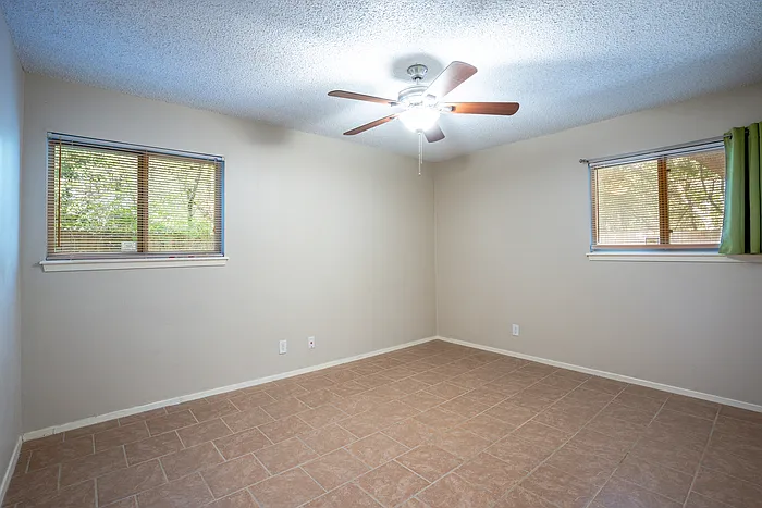 9104 Quail Creek Dr #B — Photo 14