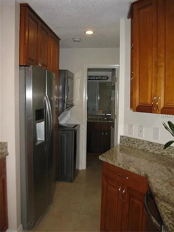Charming 3 Bed 2 Bath Single Family Home in Bradenton, FL - $2877/mo — Photo 4