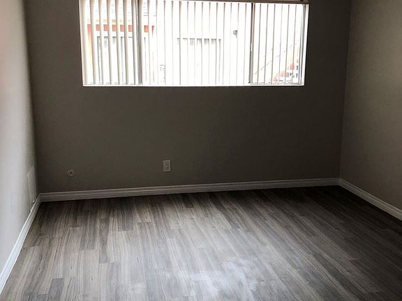 5th image of 13916 Cerise Ave APT 4