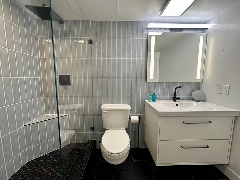 875 S Donner Way #710 — Photo 11