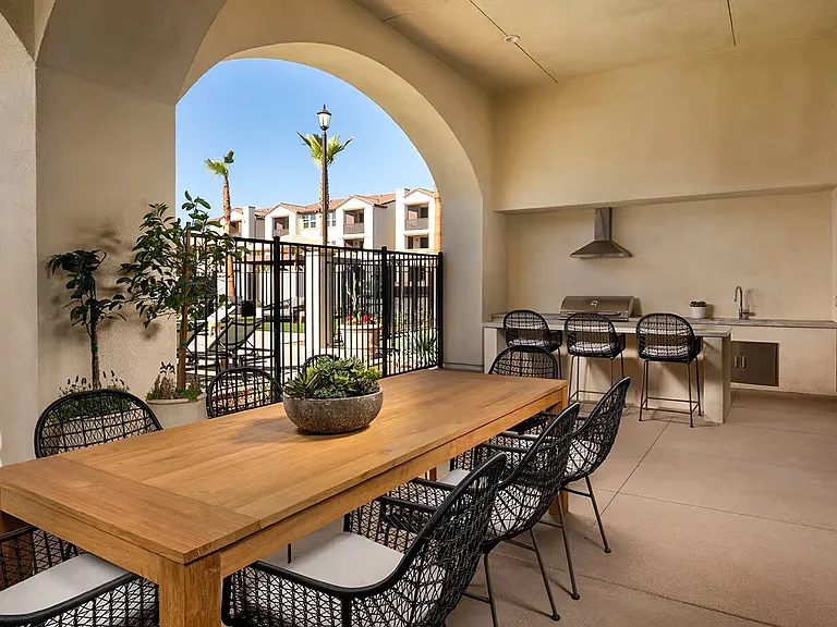 The Kingsley Luxury Apartments — Photo 8