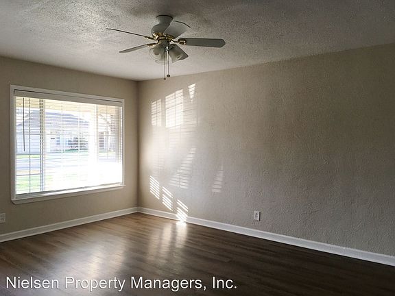 2nd image of 1718 Madrone Ave