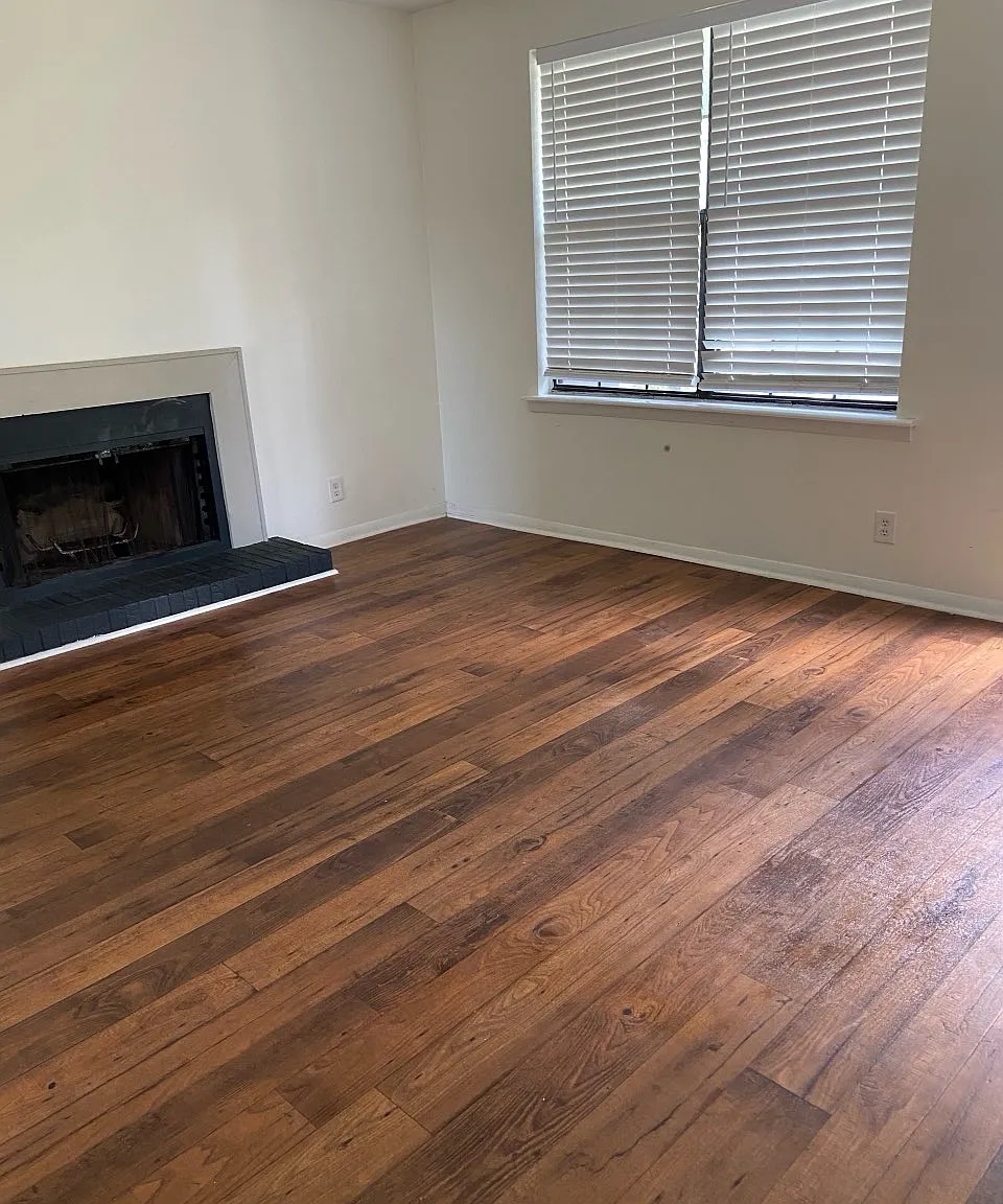 2 bed, 800 sqft, $1,300 — Photo 4