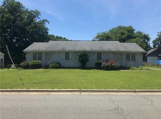 402 Mill St #404, Graham, NC 27253