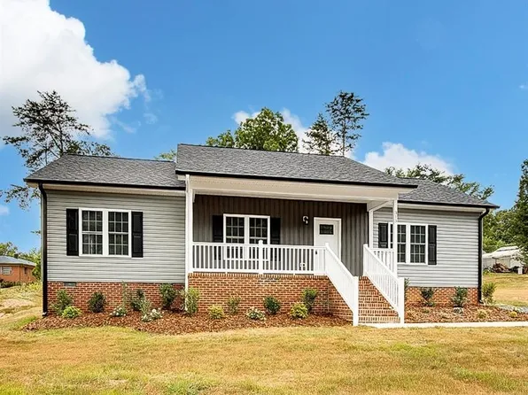 313 N C Hwy #22-S, Ramseur, NC 27316