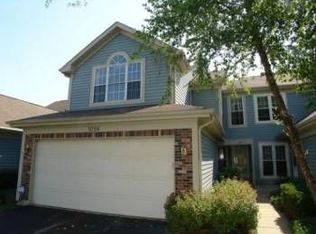 1094 Ridgefield Cir, Carol Stream, IL 60188