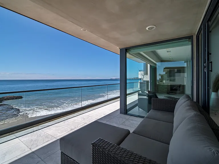 25250 Malibu Rd — Photo 34