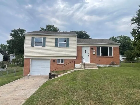 16104 E 32nd St S, Independence, MO 64055