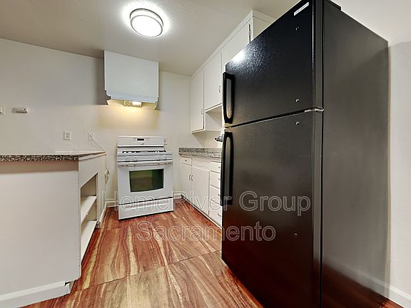 5th image of 1509 Nogales St APT 2