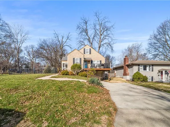 5000 Neosho Ln, Roeland Park, KS 66205