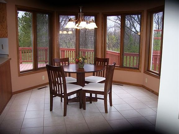 Informal dining off kitchen 