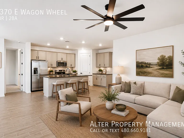 2370 E Wagon Wheel Ln — Photo 2