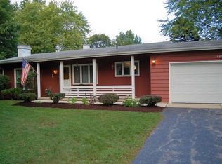 937 Blackburn St, Gurnee, IL 60031