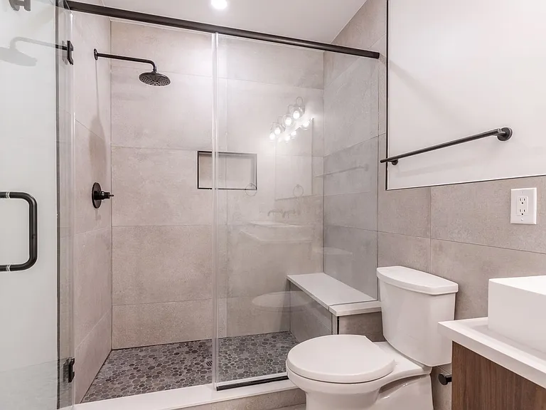 1601 Frankford Ave — Photo 39