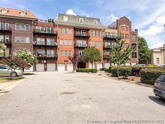 3rd image of 300 Hay St #206