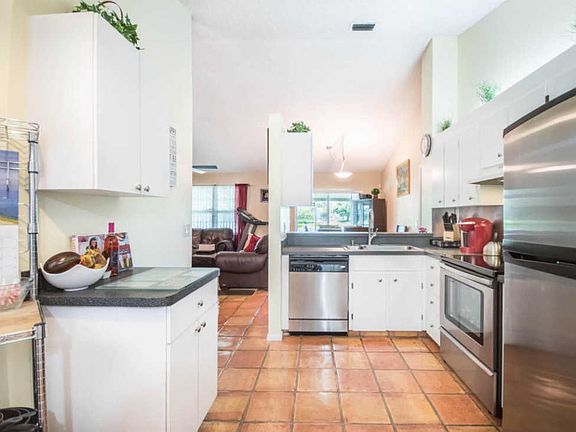 5th image of 1826 Banyan Creek Cir N