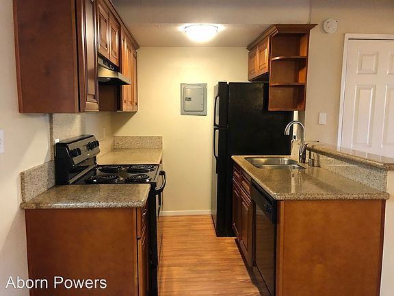 2nd image of 2608 T St APT 5