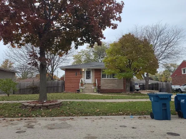 1321 Brookwood St, Bensenville, IL 60106