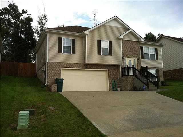 1st image of 649 Foxfield Dr