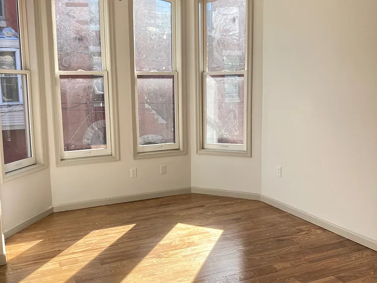 1901 Diamond St #2 — Photo 5