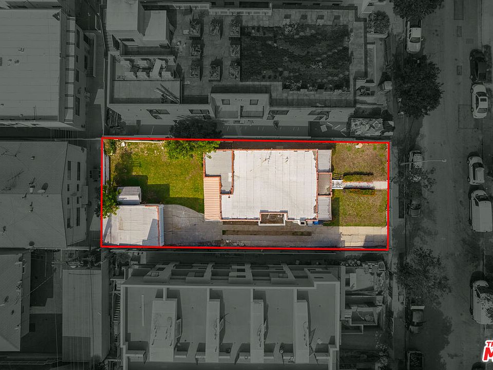 2nd image of 1017 N Ogden Dr