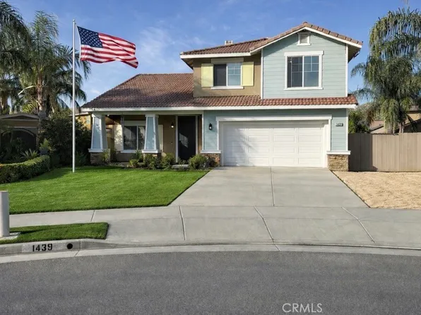 1439 Jewelstone Cir, Hemet, CA 92545