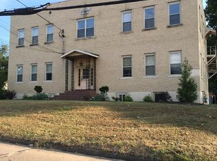 520 55th St APT 3, Vienna, WV 26105