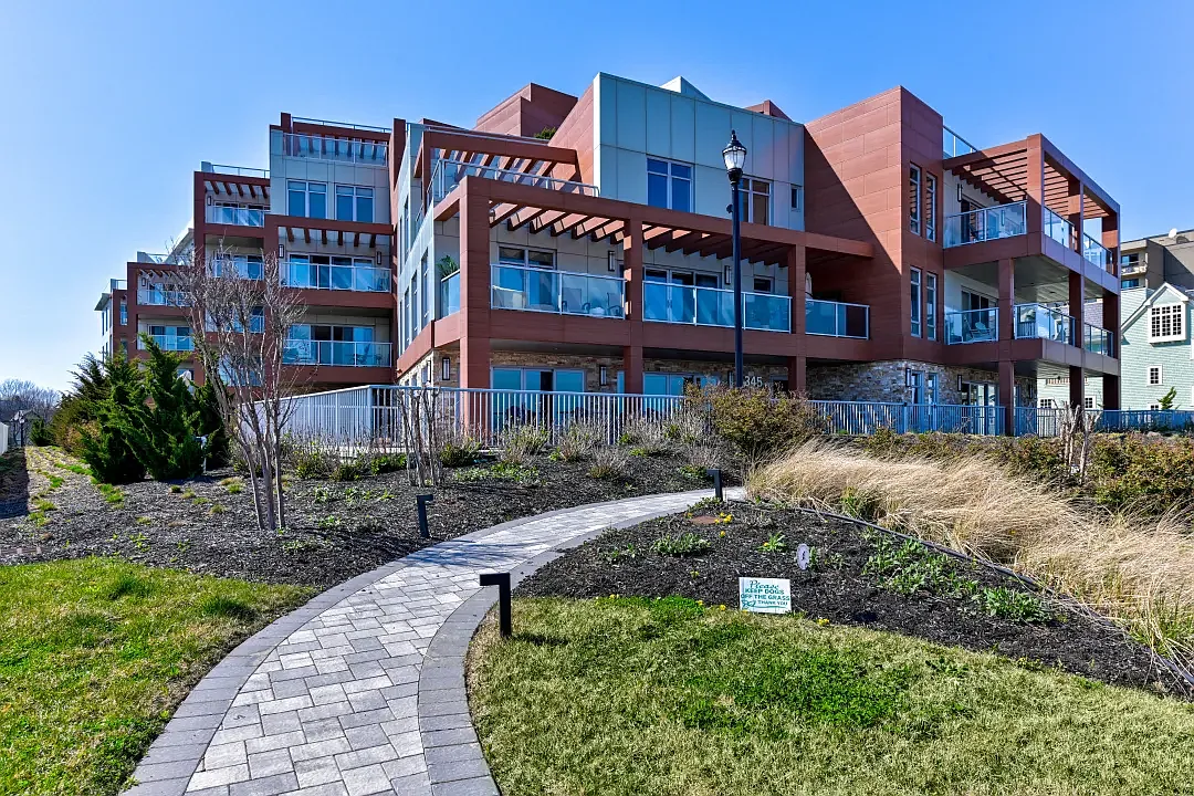 345 Ocean — Photo 1