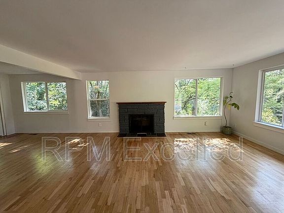 5th image of 24625 148th Ave SE
