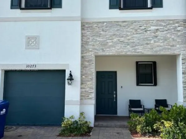10273 SW 231st Ln, Miami, FL 33190
