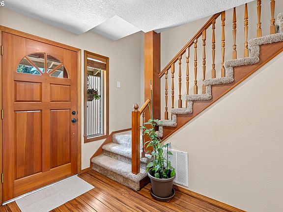 3rd image of 10217 SW Susquehanna Dr