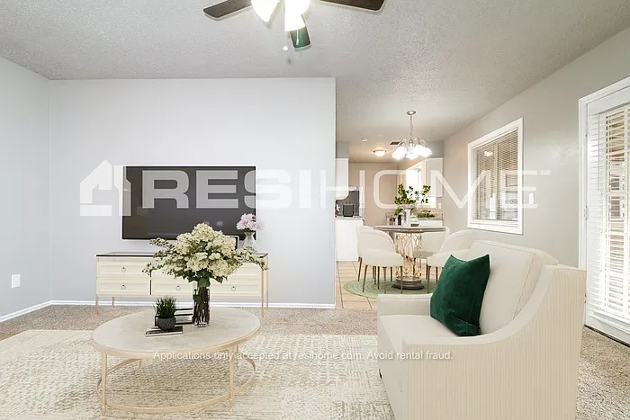 405 Lotus Ave — Photo 5