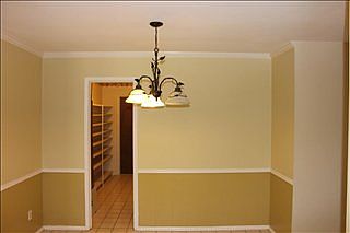 5th image of 3000 Edgewood Dr